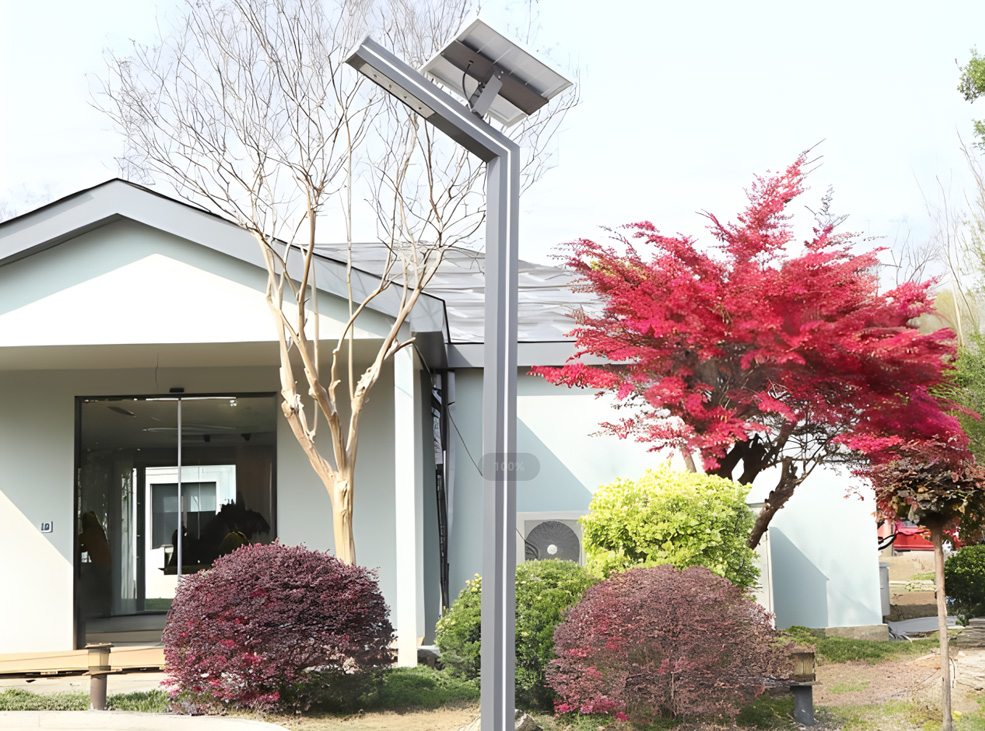 Solar garden light